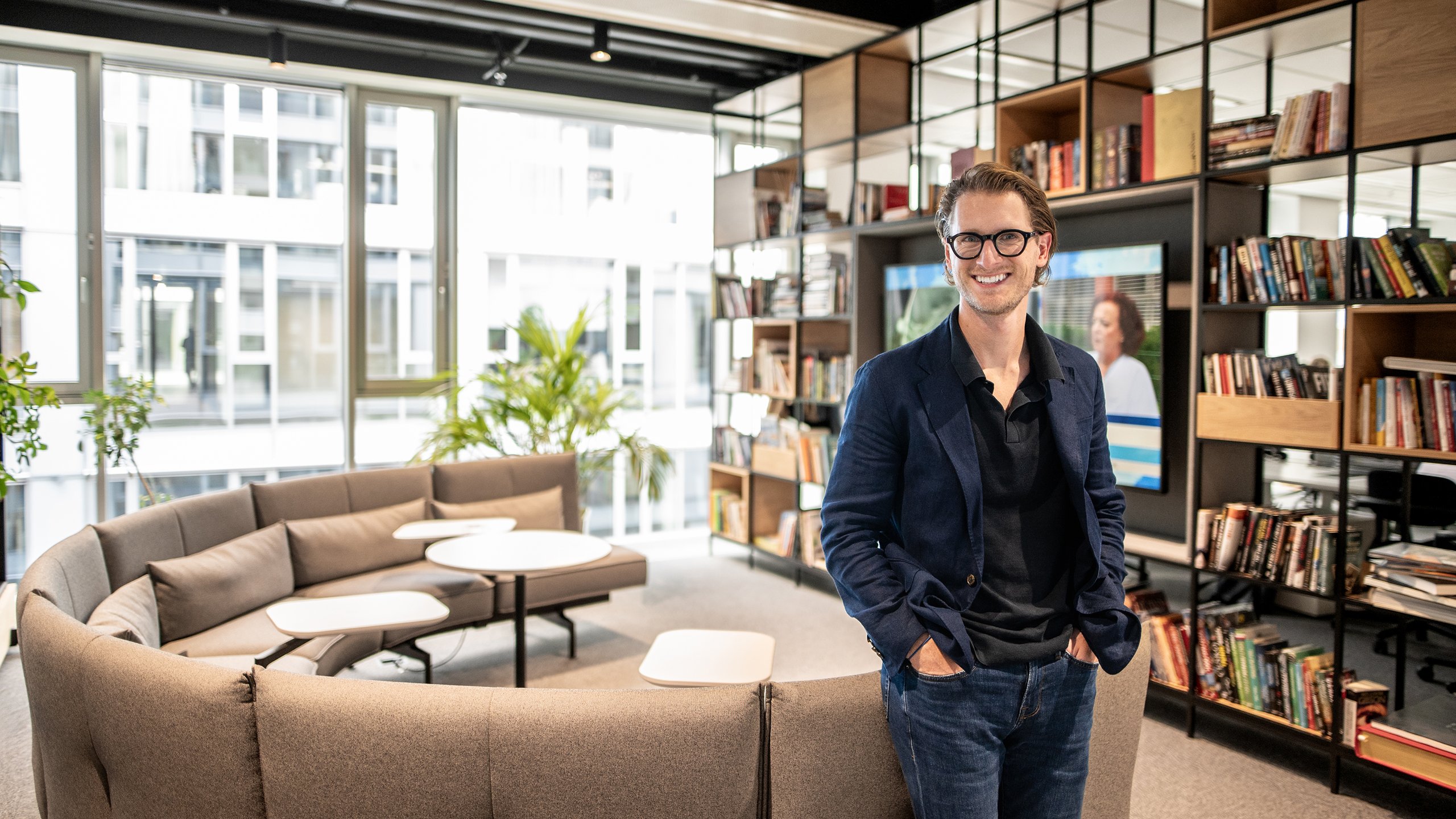RockawayQ aims to invest billions in AI and automation, launches a fund of 2.5 billion CZK