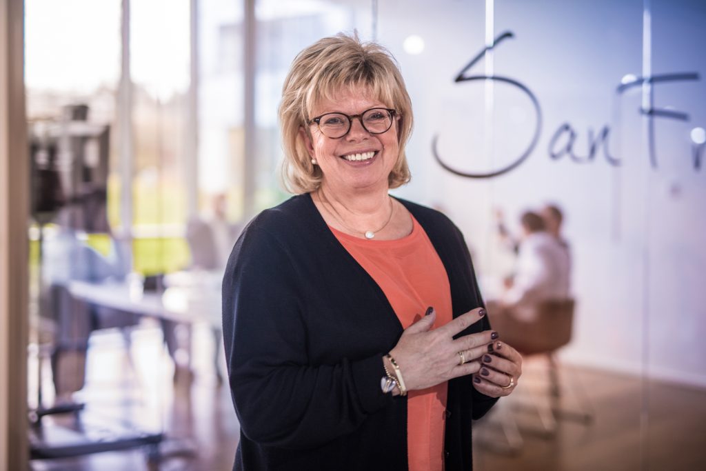 Integration is about to Begin: Mall Group Has Moved All Online Shops under One Roof and Connected Their Business Teams Integration is about to Begin: Mall Group Has Moved All Online Shops under One Roof and Connected Their Business Teams