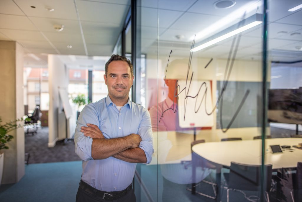 Rockaway Insider s Janem Jírovcem, investičním partnerem Rockaway Capital: Bez pokory a úcty není možné na pracovním vztahu stavět Rockaway Insider s Janem Jírovcem, investičním partnerem Rockaway Capital: Bez pokory a úcty není možné na pracovním vztahu stavět